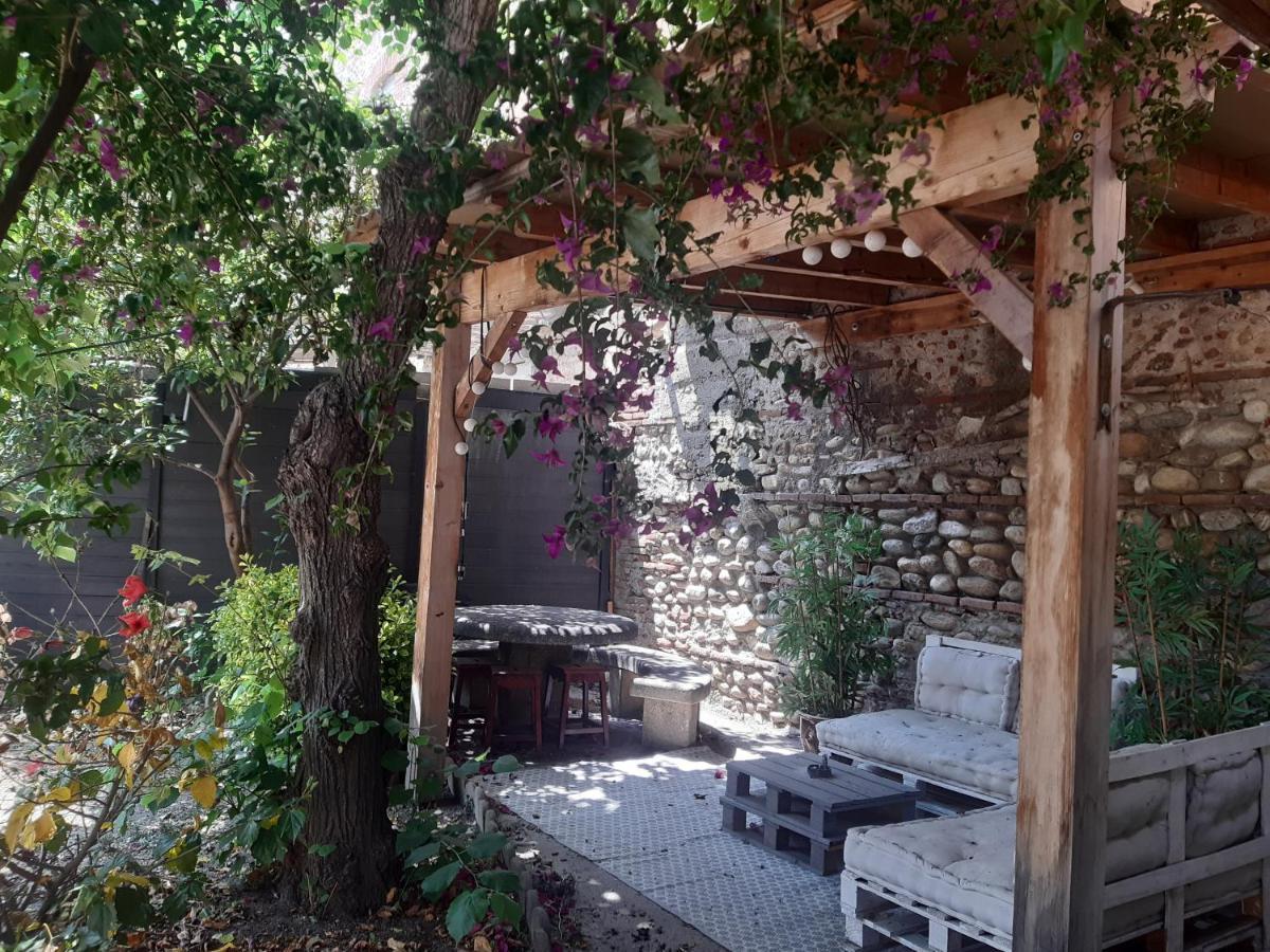 Charmante Maison De Ville Avec Jardin Perpignan Exterior photo